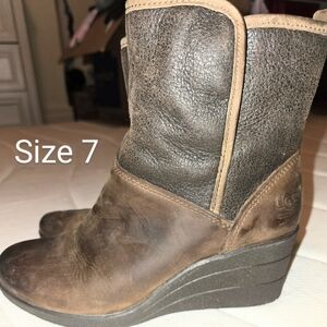 Ugh wedge boots